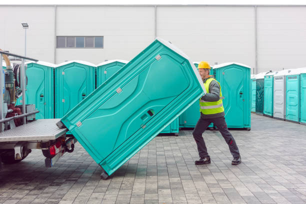 Portable restroom solutions in Pelican Bay, FL